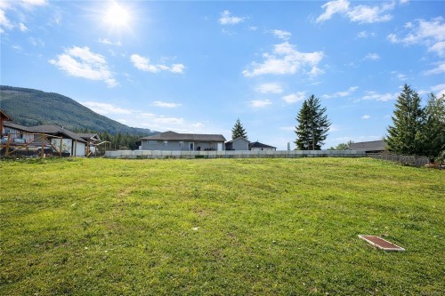 469 Winter Dr, Lake Cowichan, BC 