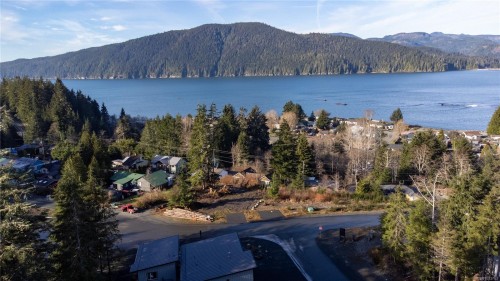 16920 Beachview Dr, Port Renfrew, BC 