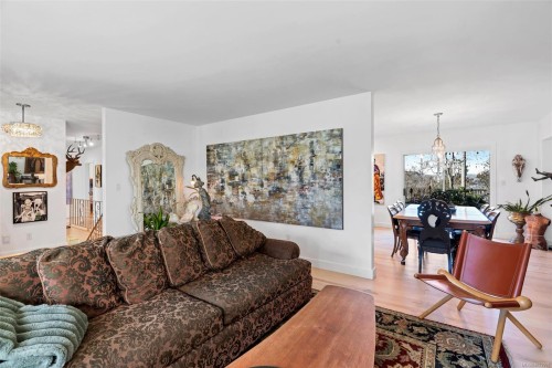 3198 Woodburn Ave, Oak Bay, BC 