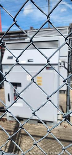 1285 Crawford Avenue, Windsor, ON 