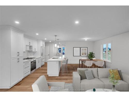 19 Cornerstone Place, Chatham, ON 