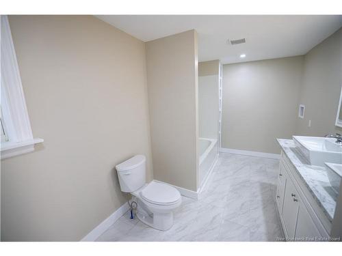 542 Salisbury Rd, Moncton, NB 