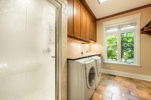 Bathroom - 20 Rue De Richelieu, Chambly, QC - Indoor Photo Showing Laundry Room
