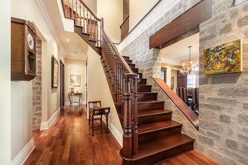 Staircase - 20 Rue De Richelieu, Chambly, QC - Indoor Photo Showing Other Room