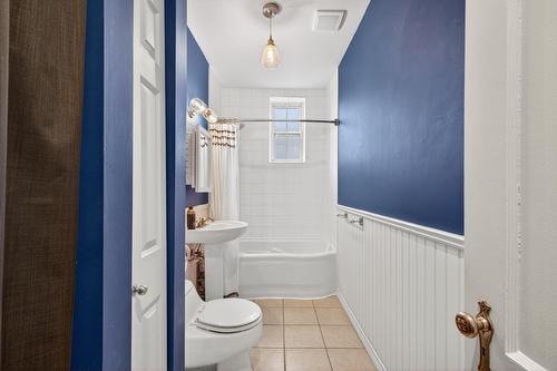 Bathroom - 17-4790 Ch. De La Côte-Des-Neiges, Montréal (Côte-Des-Neiges/Notre-Dame-De-Grâce), QC - Indoor Photo Showing Bathroom