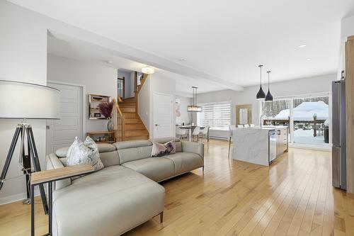 Salon - 717 Rue De Chenonceau, Saint-Jérôme, QC - Indoor Photo Showing Living Room