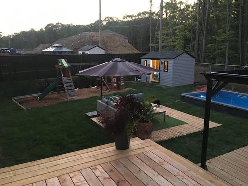 Cour - 717 Rue De Chenonceau, Saint-Jérôme, QC - Outdoor With Deck Patio Veranda