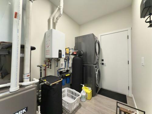 9-8900 Jim Bailey Road, Kelowna, BC 