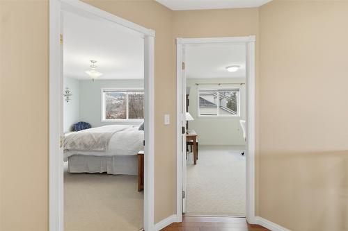 1121 Burgess Way, Kamloops, BC - Indoor