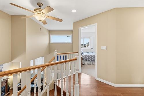 1121 Burgess Way, Kamloops, BC - Indoor Photo Showing Other Room