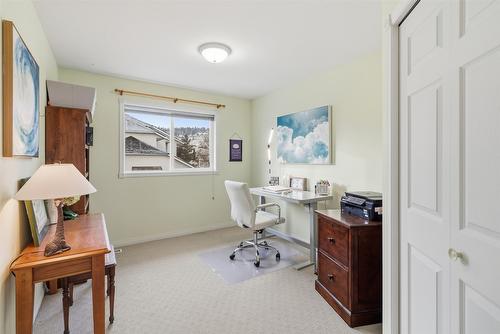 1121 Burgess Way, Kamloops, BC - Indoor Photo Showing Office