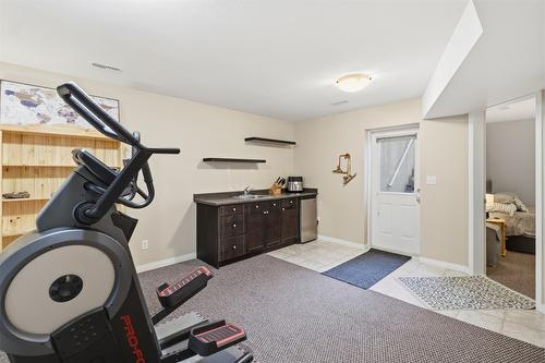 1121 Burgess Way, Kamloops, BC - Indoor