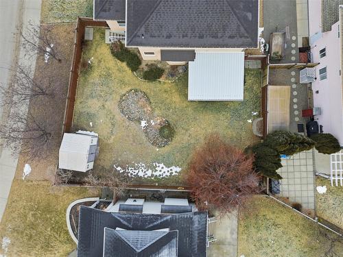 1121 Burgess Way, Kamloops, BC - 