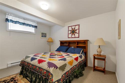 7020 Lakeridge Drive, Vernon, BC - Indoor Photo Showing Bedroom