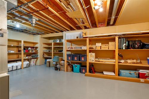 7020 Lakeridge Drive, Vernon, BC - Indoor