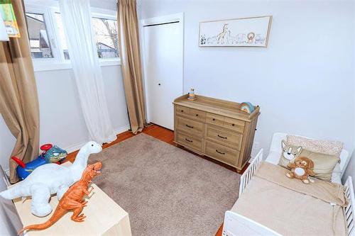 28 Lachine Rd, Winnipeg, MB 