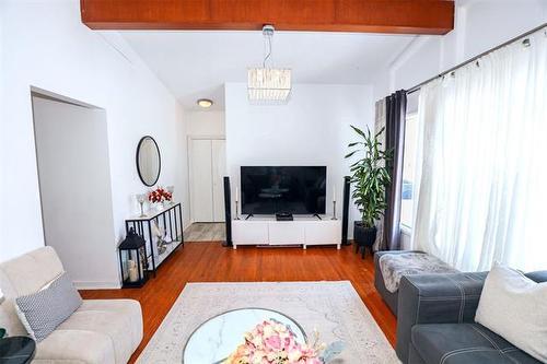 28 Lachine Rd, Winnipeg, MB 