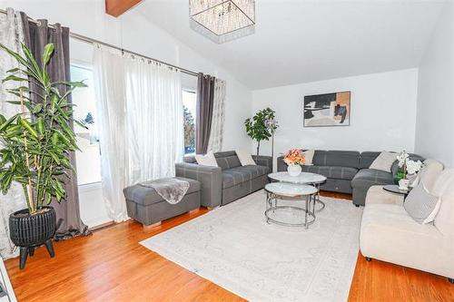 28 Lachine Rd, Winnipeg, MB 