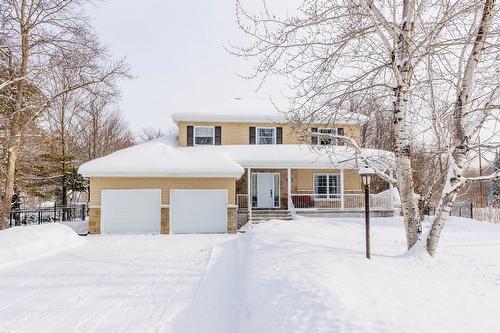 1923 Rue du Patrimoine  Saint-Lazare, QC J7T 3K5