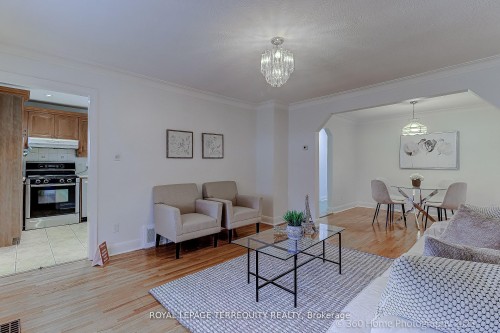 27 John Best Avenue, Toronto, ON - Indoor Photo Showing Living Room