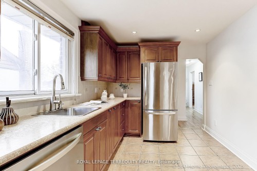 27 John Best Avenue, Toronto, ON - Indoor Photo Showing Kitchen