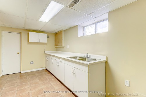 27 John Best Avenue, Toronto, ON - Indoor