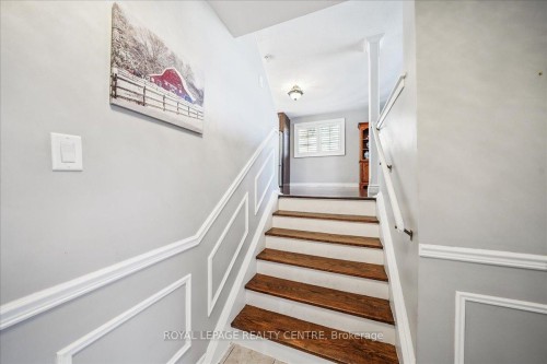 21 Pylon Place, Toronto, ON - Indoor Photo Showing Other Room