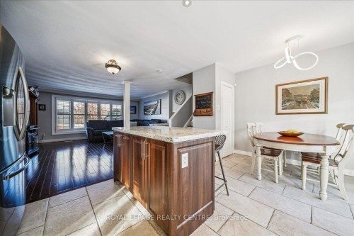 21 Pylon Place, Toronto, ON - Indoor