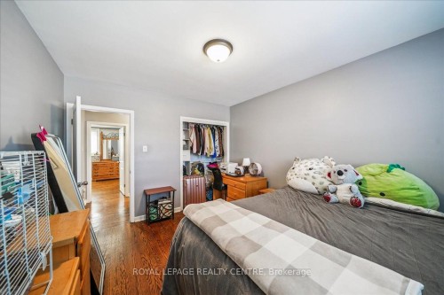 21 Pylon Place, Toronto, ON - Indoor Photo Showing Bedroom