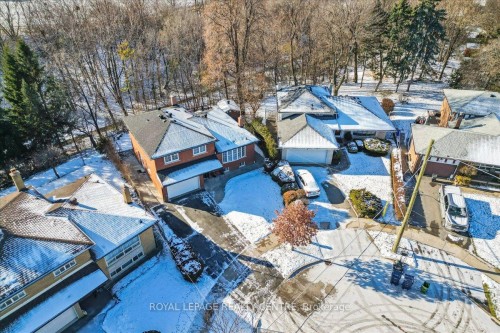 21 Pylon Place, Toronto, ON - Outdoor