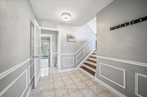 21 Pylon Place, Toronto, ON - Indoor Photo Showing Other Room