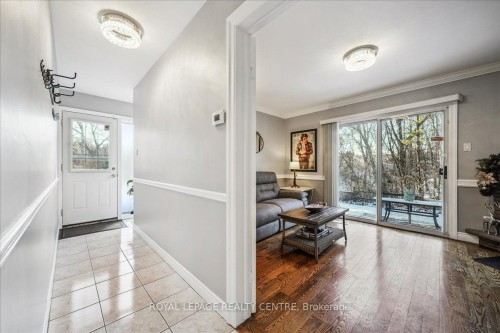 21 Pylon Place, Toronto, ON - Indoor Photo Showing Other Room