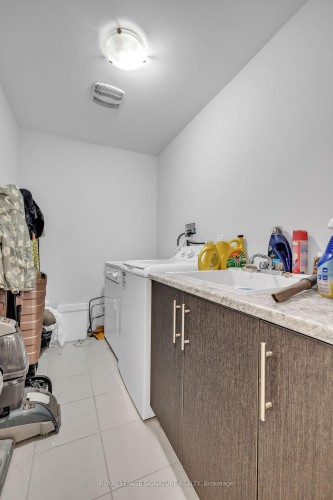 1138 Edinburgh Drive, Woodstock, ON - Indoor