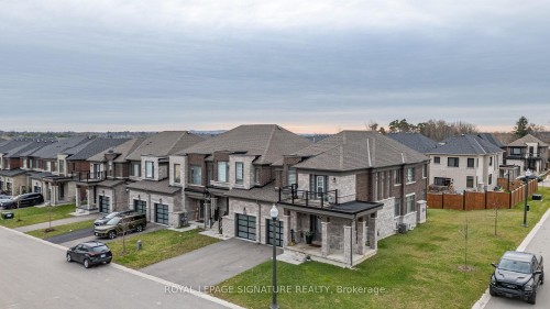 1138 Edinburgh Drive, Woodstock, ON - Outdoor With Balcony With Facade
