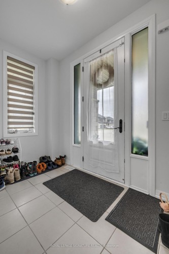 1138 Edinburgh Drive, Woodstock, ON - Indoor Photo Showing Other Room