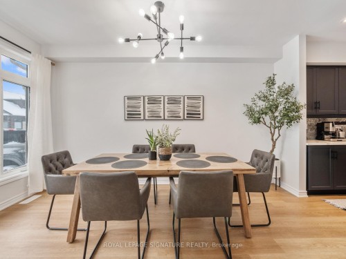 36 Welch Lane, Hamilton, ON - Indoor Photo Showing Dining Room
