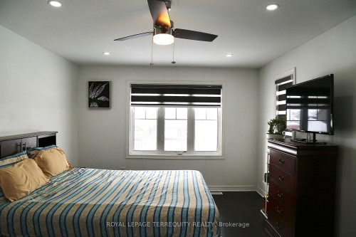 6244 St Michael Avenue, Niagara Falls, ON - Indoor Photo Showing Bedroom