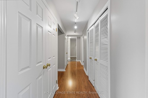 702-20 Berkley Street, Cambridge, ON - Indoor Photo Showing Other Room