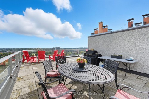 702-20 Berkley Street, Cambridge, ON - Outdoor With Deck Patio Veranda