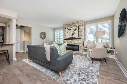 133 Goldgate Crescent, Orangeville, ON - Indoor Photo Showing Living Room With Fireplace
