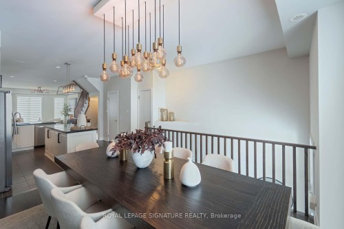 1149 Beachcomber Road, Mississauga, ON - Indoor Photo Showing Dining Room