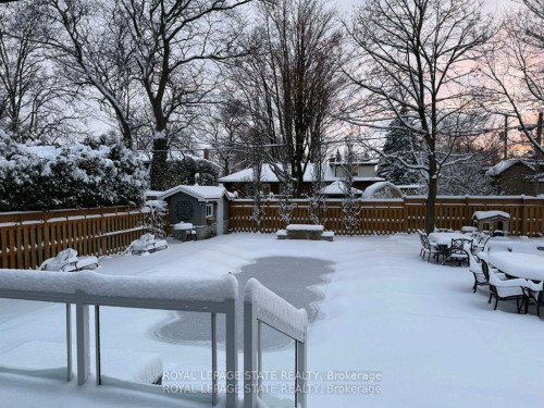 29 Woodside Drive, Hamilton, ON - Outdoor