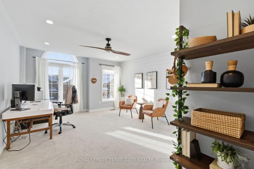 146 Underwood Drive, Whitby, ON - Indoor Photo Showing Office