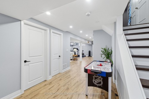 146 Underwood Drive, Whitby, ON - Indoor Photo Showing Other Room