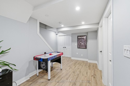 146 Underwood Drive, Whitby, ON - Indoor Photo Showing Other Room
