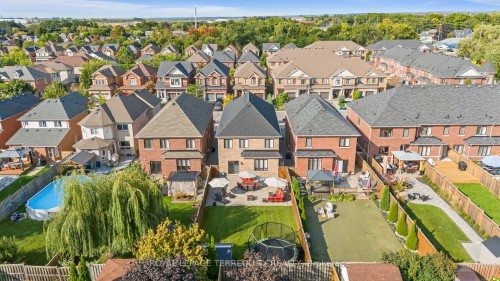 146 Underwood Drive, Whitby, ON - Outdoor With View