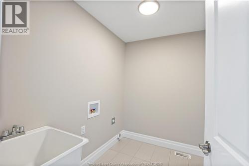 569 Holburn Street, Windsor, ON - Indoor Photo Showing Other Room