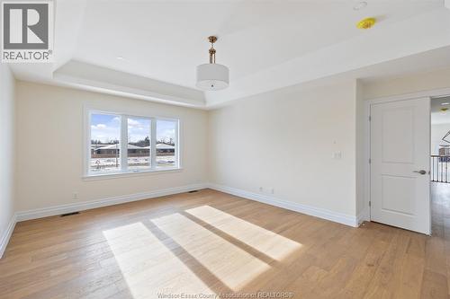 569 Holburn Street, Windsor, ON - Indoor Photo Showing Other Room