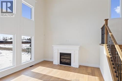 569 Holburn Street, Windsor, ON - Indoor With Fireplace