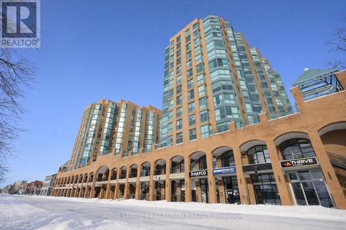 605 - 140 Dunlop Street E, Barrie, ON - Outdoor With Facade